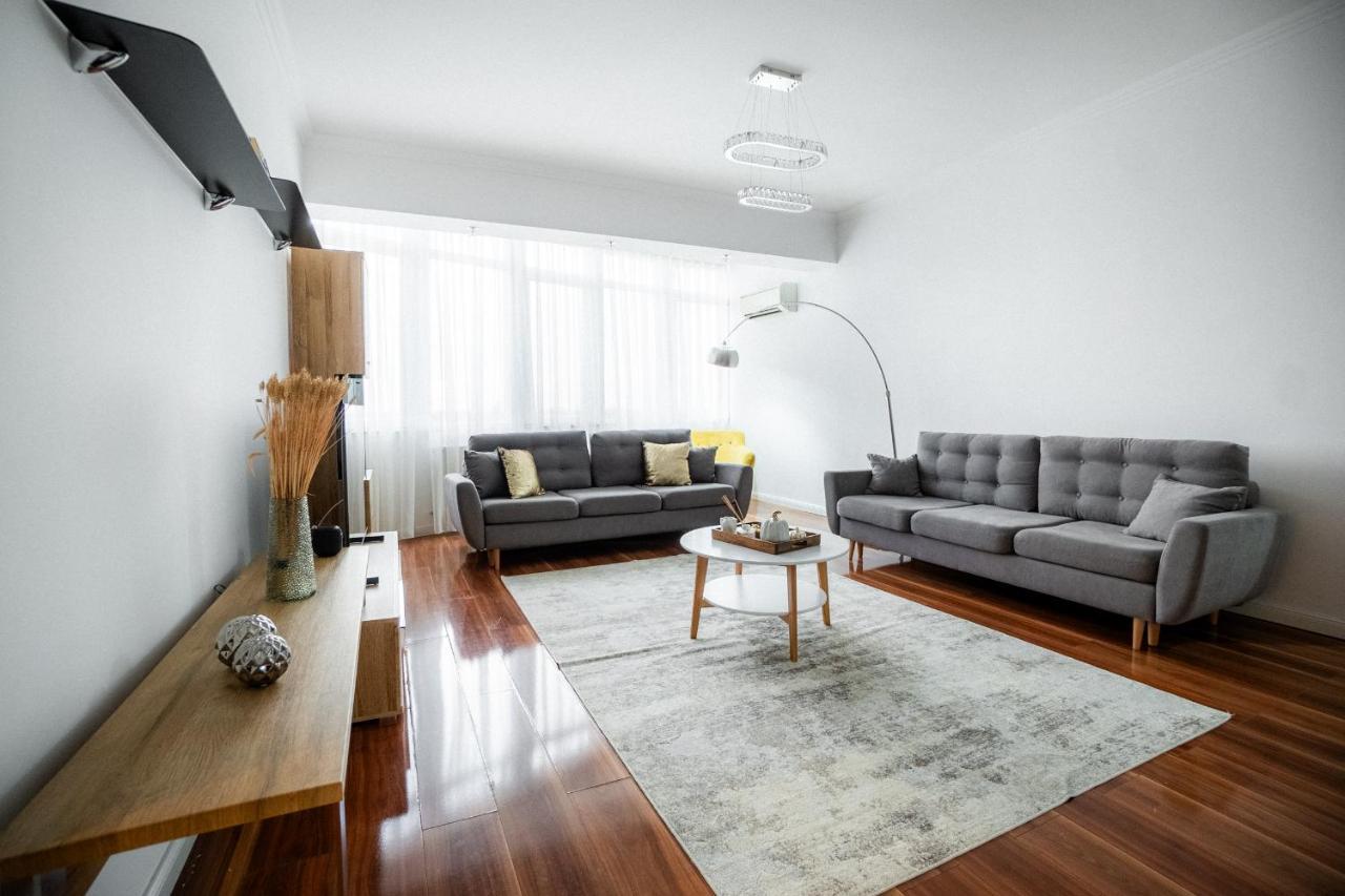 Xo Panoramic Apartment L Jacuzzi L Oradea Exterior photo